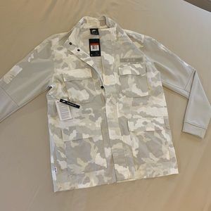 NWT Men’s Nike NSW Camo Jacket
